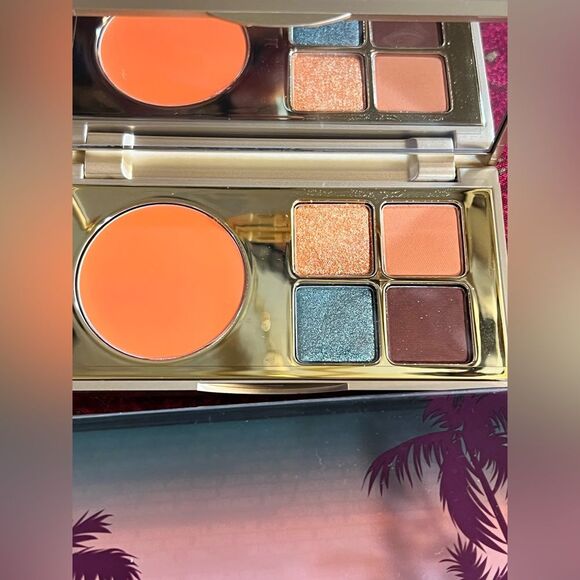 Stila Color Cocktail Palette, lip,cheek & eye shadow palette with mirror. Travel - Picture 2 of 5